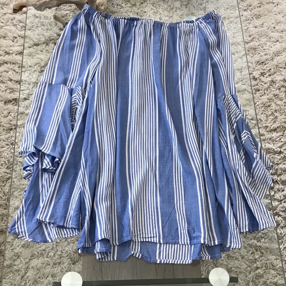 BEAUTIFUL, LIGHT AND BREAZY, BELL TOP BY FEVER ✨ - Picture 2 of 7